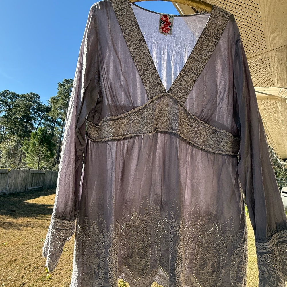 JOHNNY WAS - GRAY TUNIC SZ L